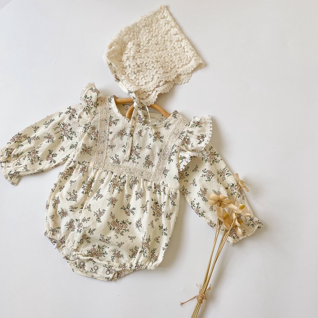 Áo liền quần dài tay họa tiết hoa và mũ ren cho bé gái sơ sinh