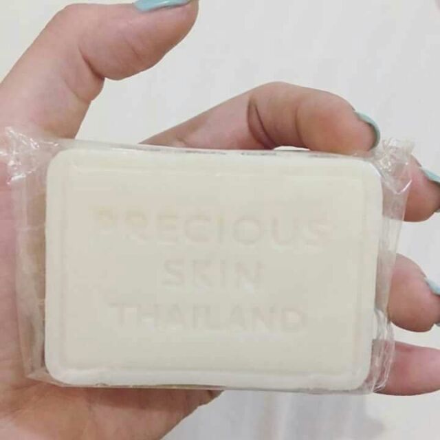 XÀ  PHÒNG  TRẮNG  DA