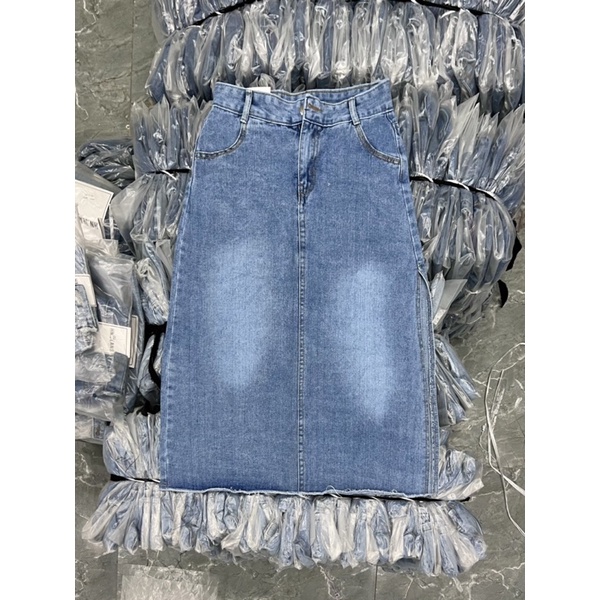 Chân váy jean xẻ sườn trơn
