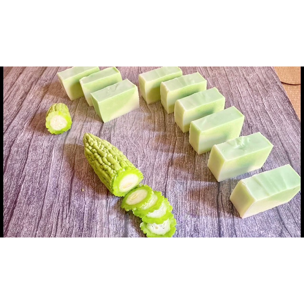 Xà Bông thảo dược Mướp đắng AnhAnhhome - Mát Da, Ngừa Mụn Lưng 100gr | BigBuy360 - bigbuy360.vn