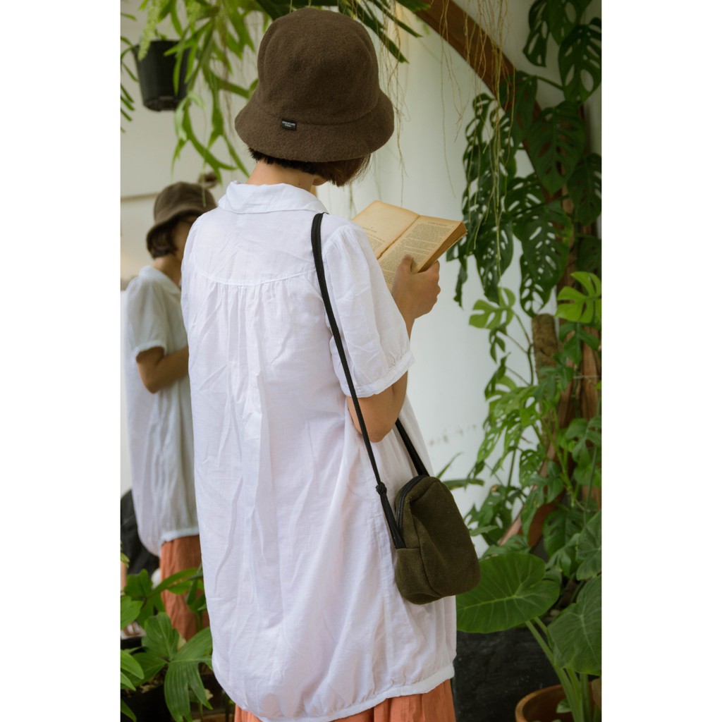 Áo sơ mi trắng kiểu