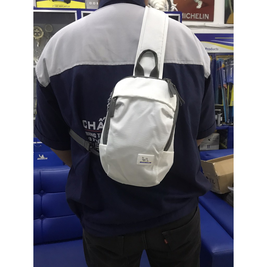 Túi đeo chéo bao tử du lịch chống nước 2 ngăn Michelin