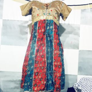 Đầm thổ cẩm