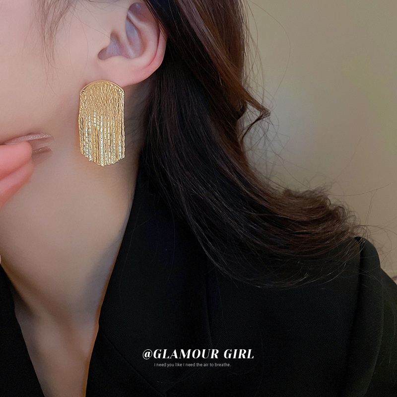 Khuyên Tai Kim Loại Thời Trang Cho Nữ