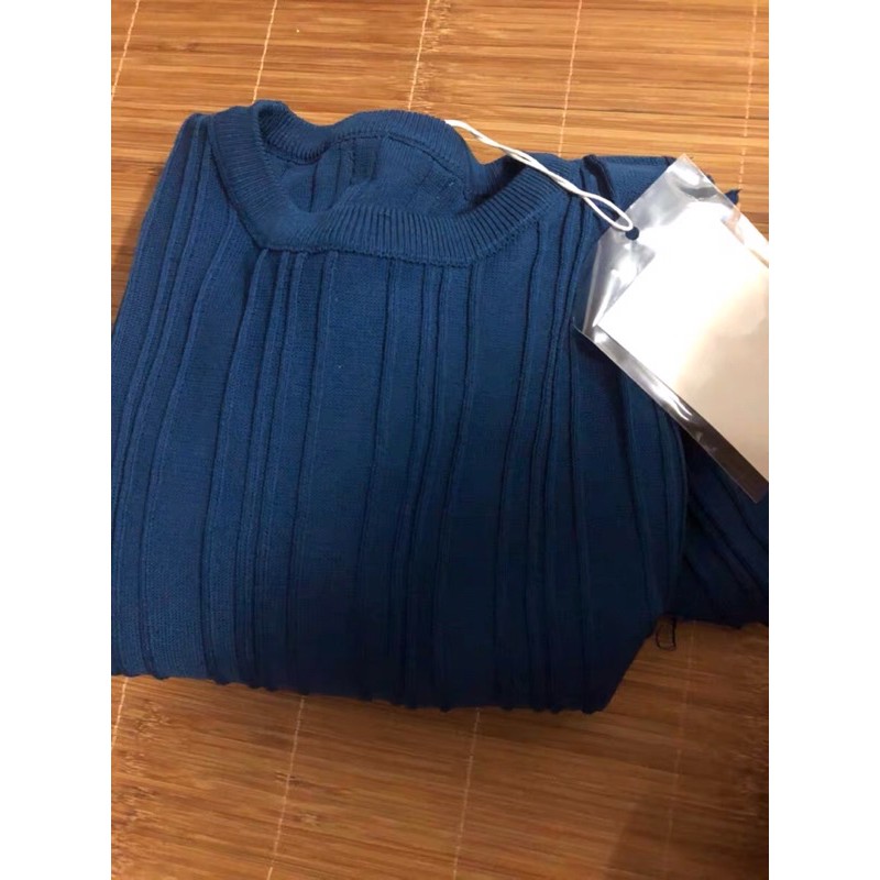 Váy len ngắn tay dáng suông