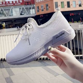 Giầy thể thao nữ 3 màu trắng đen và hồng