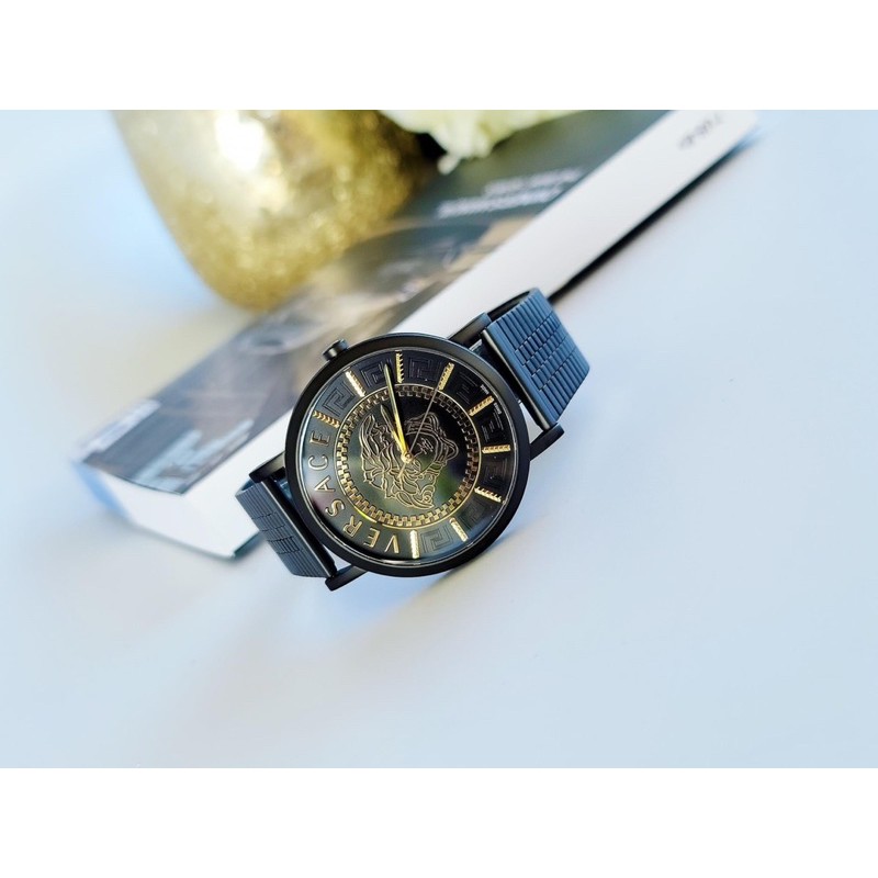 Đồng hồ nam ▫Versace V- Essential .