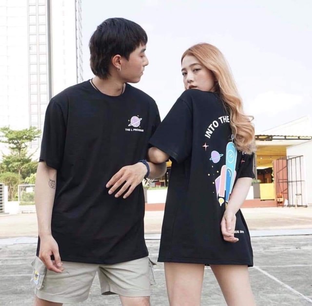 Áo thun unisex into the love space