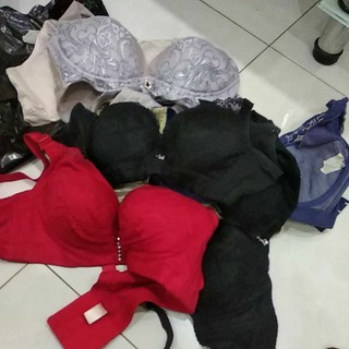 Combo áo ngực và 100k khách chọn live