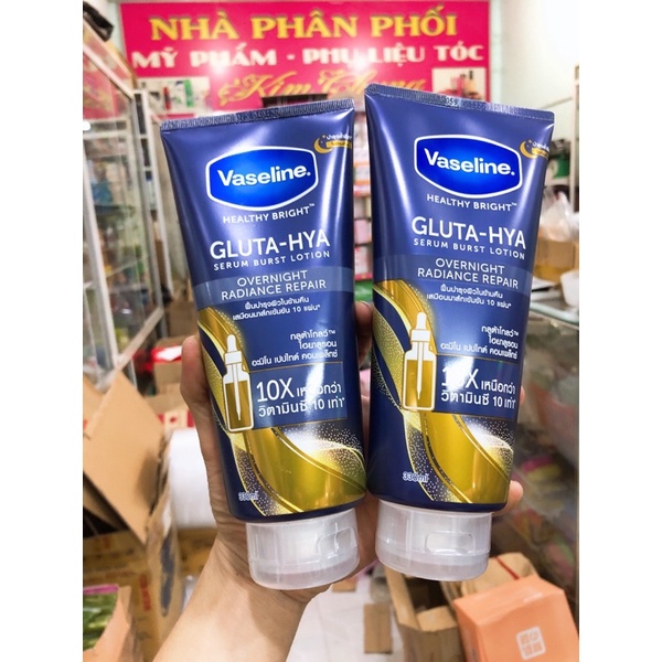Sữa dưỡng thể Vaseline Xanh Healthy Bright Gluta - Hya Serum Burst Lotion Overnight Radiance Repair 330ml