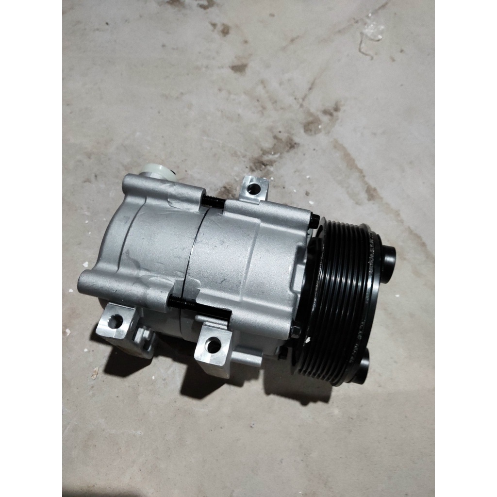 Lốc điều hoà F1202 lắp xe Ford Transit đời 2001-2006