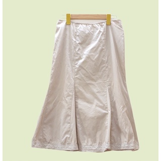 Chân váy dài phối ren màu be mori vintage