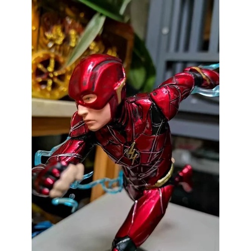 Mô hình nhân vật The Flash trong phim Justice League