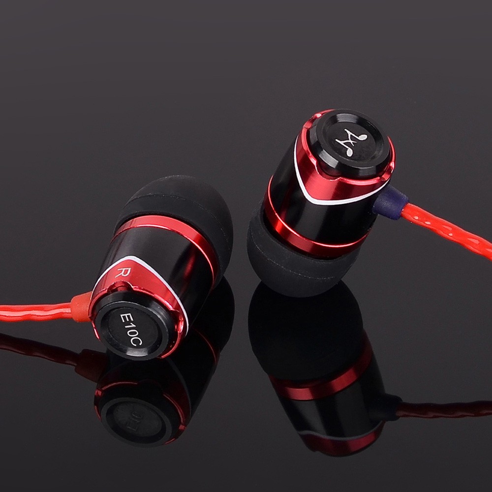 SoundMAGIC E10 original headset Stereo In-Ear 3.5mm Music Earphone without Microphone - Black/Red