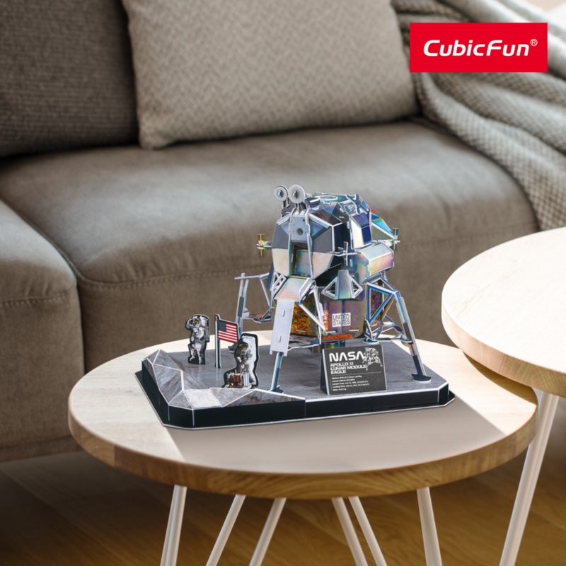 Đồ Chơi CUBIC FUN Xếp Hình 3D Nasa: Khám Phá Mặt Trăng - Apollo 11 DS1058H
