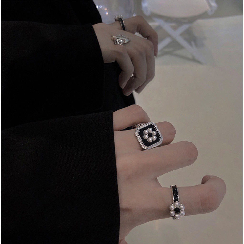 Nhẫn Hở Đính Ngọc Trai Trắng Đen Phong Cách Hàn Quốc 19854 Sang Trọng