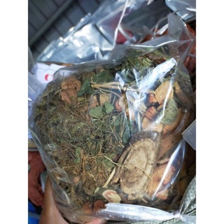 Cỏ trĩ ( trĩ nội trĩ ngoại)