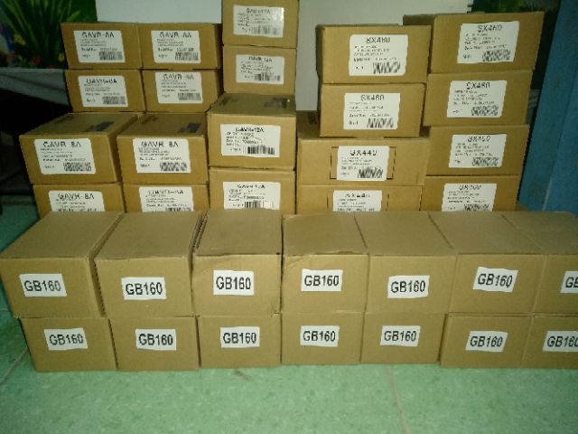 Bộ điều chỉnh điện áp AVR - SX 460