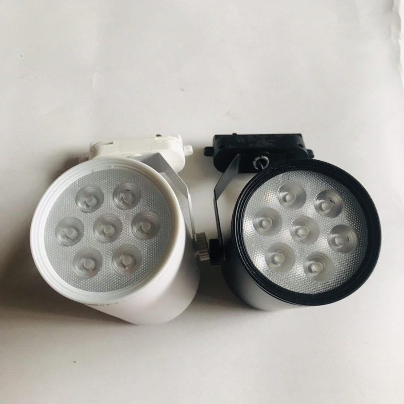 Đèn rọi tranh rọi ray shop quần áo loại tốt, đèn ray 7w