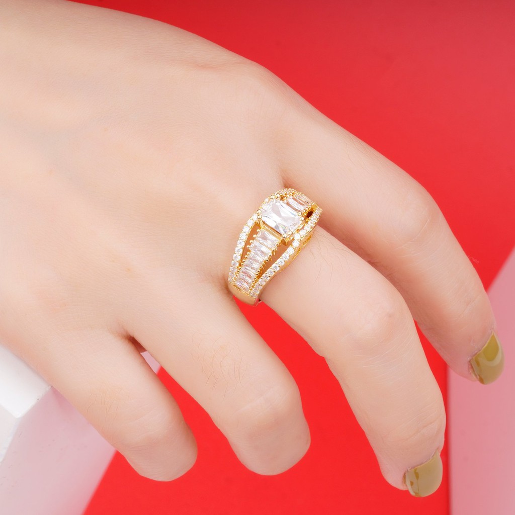 Nhẫn nữ UHA mạ vàng 18K đính đá CZ N540146-120