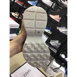 giày thể thao Gucci môi sạch