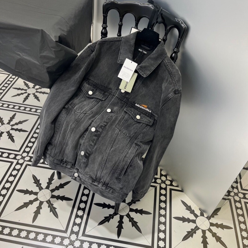 Áo khoác denim thời trang mẫu mới thương hiệu Balenciaga cao cấp