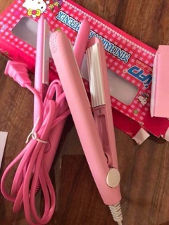 Máy là tóc mini kèm hộp nhựa