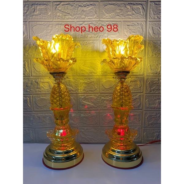 Đôi Đèn Thờ Thuỷ Tinh Đổi Màu Sang Trọng