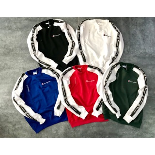 Áo tay dài sweater Champion.