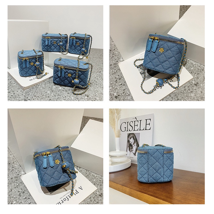 Túi Đeo Chéo Vai Đựng Mỹ Phẩm Có Dây Xích Thêu Họa Tiết Hình Thoi Phong Cách Mới Dành Cho Nữ