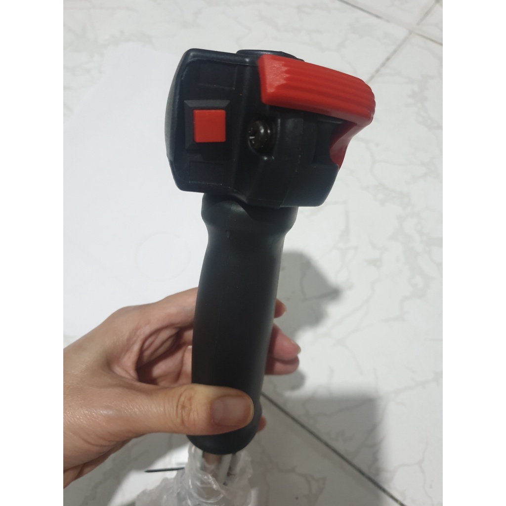 TAY LÁI CÓ CÔNG TẮC DÙNG CHO MÁY CẮT CỎ BÌNH XĂNG DƯỚI. . KIỂU CẦN GẠT