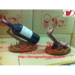 Kệ gỗ để chai rượu vang