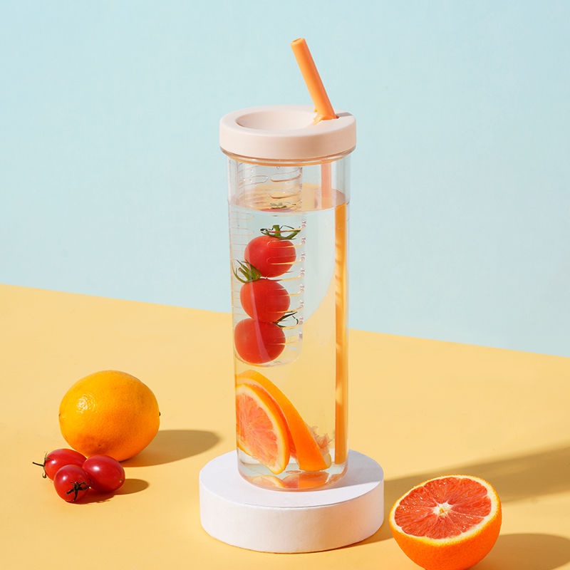 Bình đựng nước 700ml - Bình detox trong suốt có ngăn lọc và ống hút