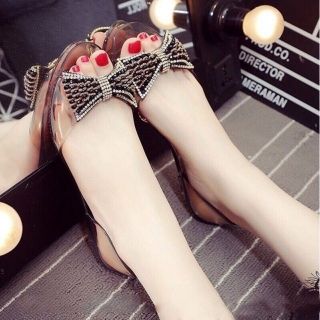 Giày nhựa nơ đá zic zac 2 màu