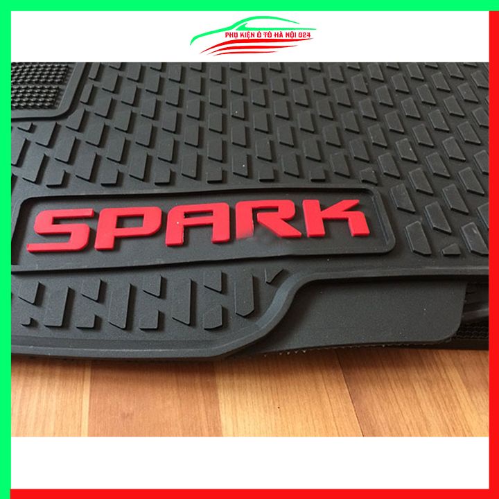 Thảm lót sàn cao su cho xe Chevrolet Spark 2011-2023 hàng chuẩn theo xe chịu lực tốt