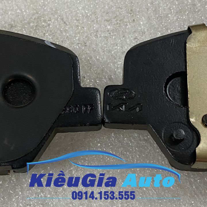 Má phanh  trước Hyundai Accent 2018-2021 Chính hãng
