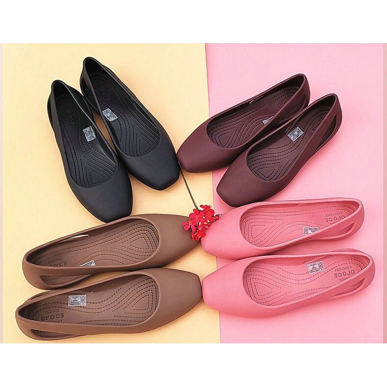 Giày sandal nữ đế bệt Gucci CROCS