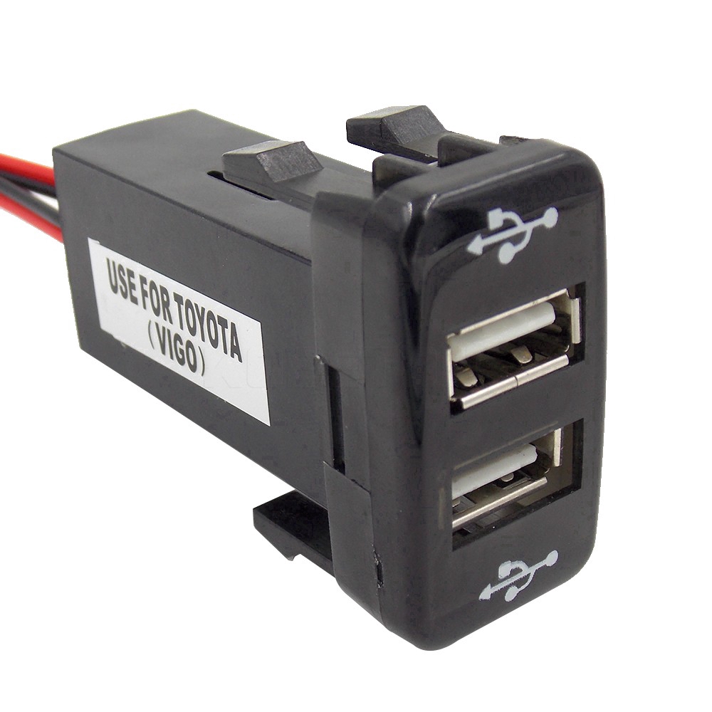 40*20mm 2 Port Car Charger 12V Dual USB Fast Charging Adapter For TOYOTA