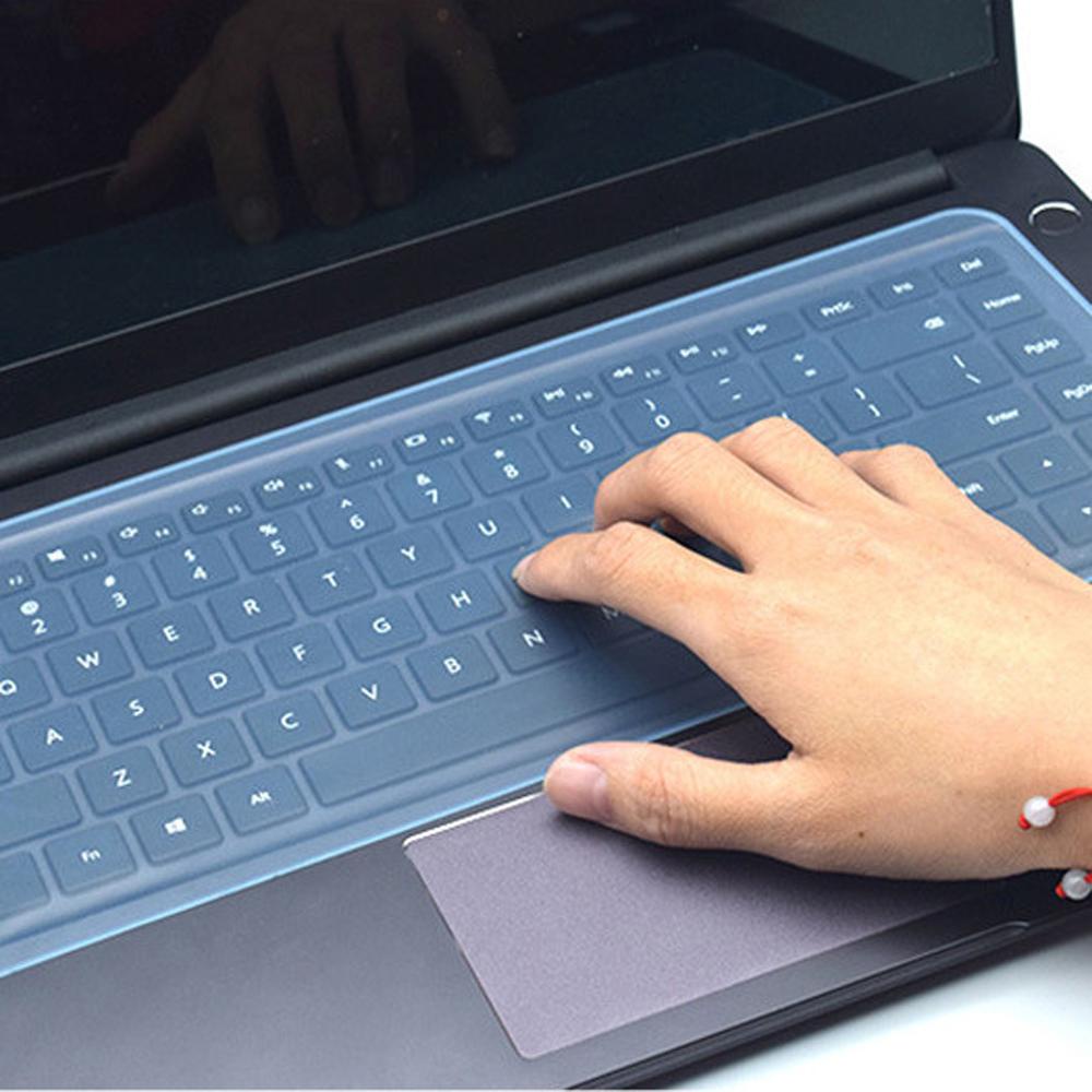 Tấm Lót Bảo Vệ Bàn Phím Máy Tính / notebook Bằng Silicon Mềm Chống Thấm Nước / Bụi Bẩn Kích Thước 12-14 inch Tiện Dụng