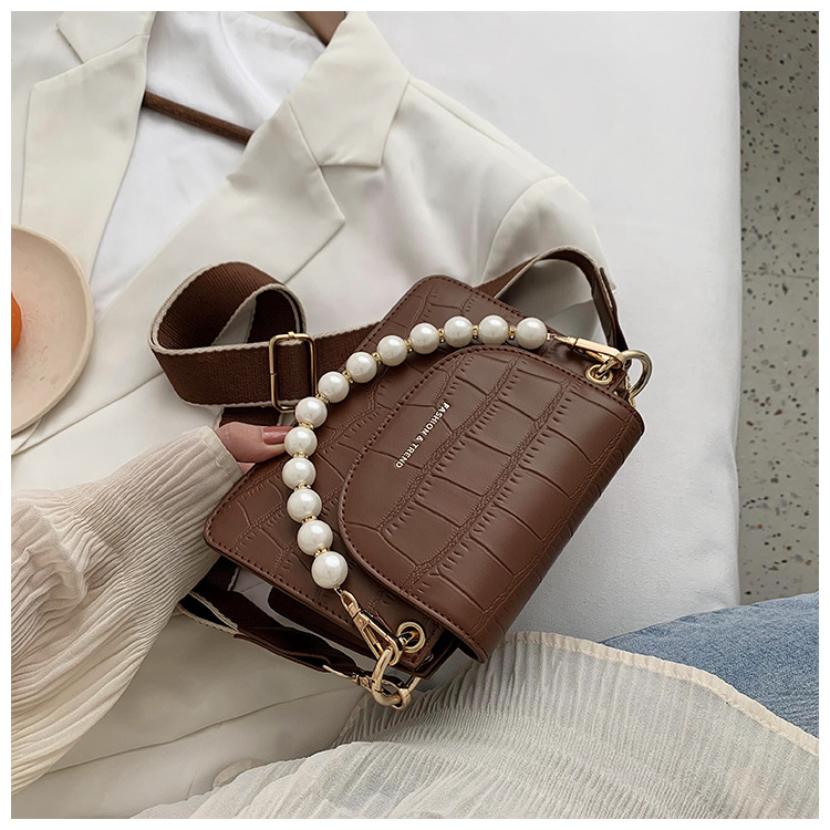 Túi xách messenger Seagloca bằng PU đính đá ngọc trai