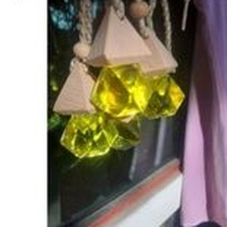 tinh dầu chanh sả treo xe