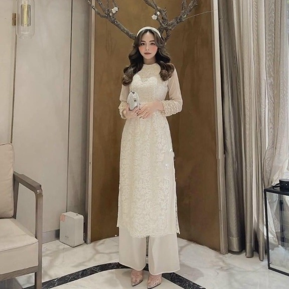 Áo dài cách tấn ren thêu 4 tà , tay voon nhún bèo , áo dài may sẵn cao cấp