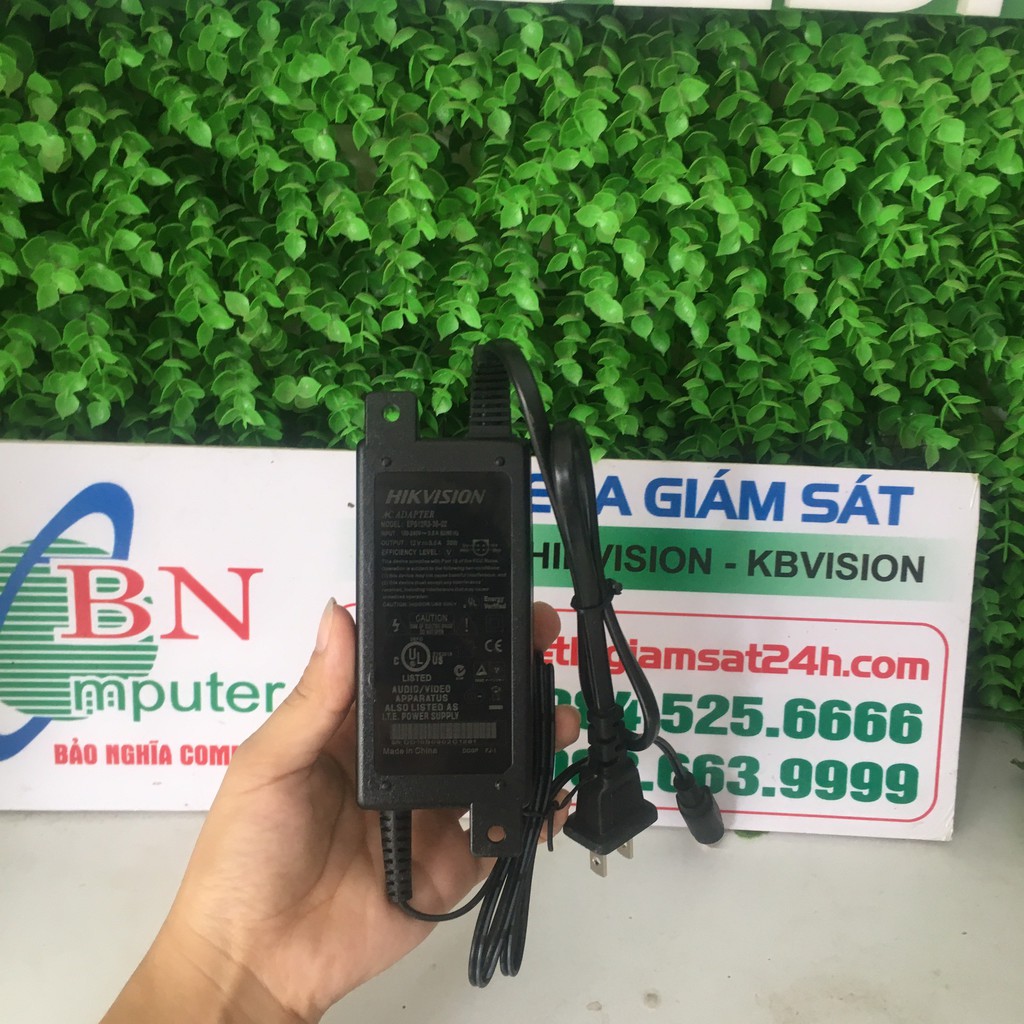 Nguồn Dành Cho Đầu Ghi 12V - 3A Hikvision Màu Đen