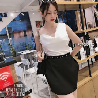Set áo lụa lệch vai chân váy đính hột!