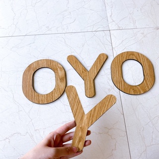 Chữ dán tường dán nổi trang trí