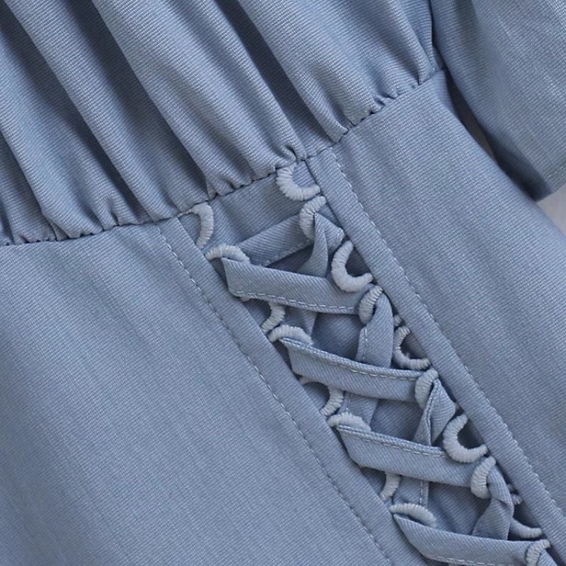 Đầm xanh đan dây Peacebird