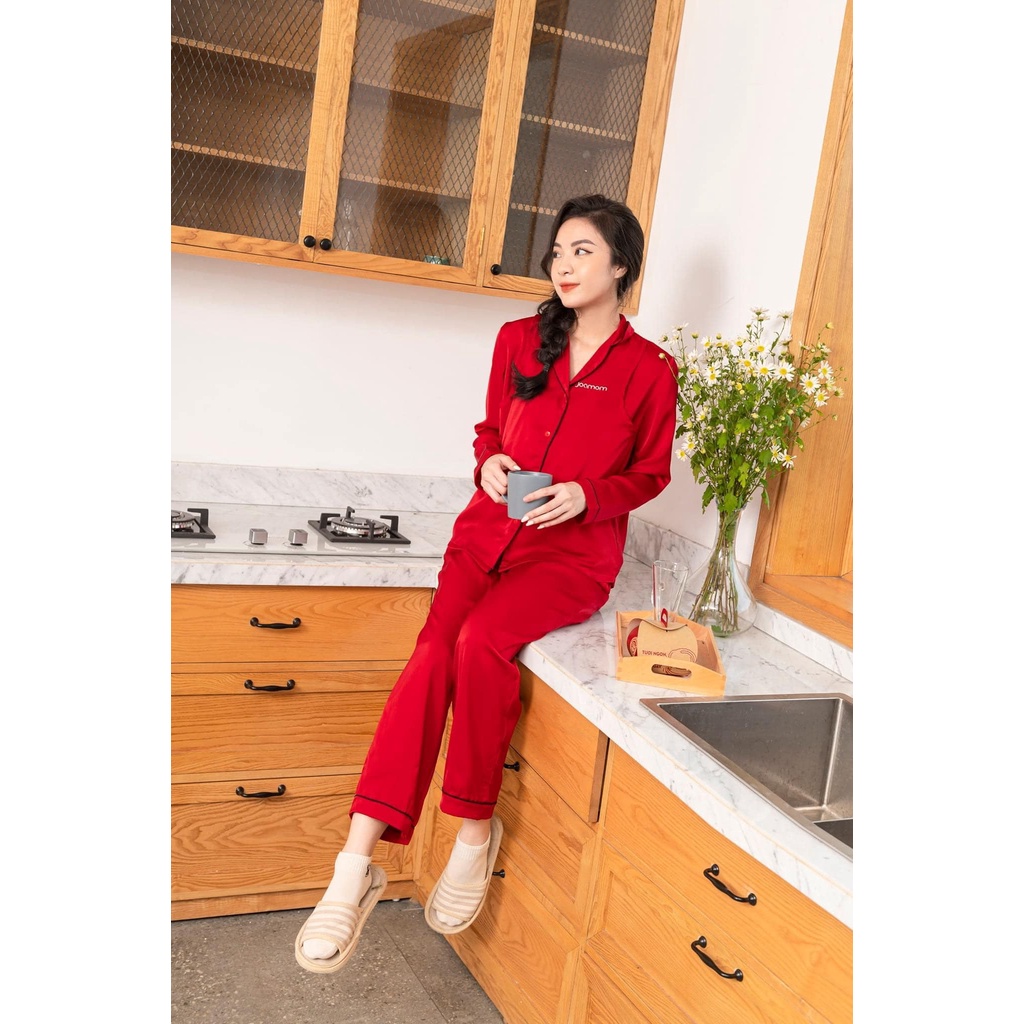 Bộ mặc nhà bầu và sau sinh lụa cao cấp mở ti tiện lợi thêu chữ tay Joamom