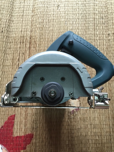 Máy cắt gạch ACZ