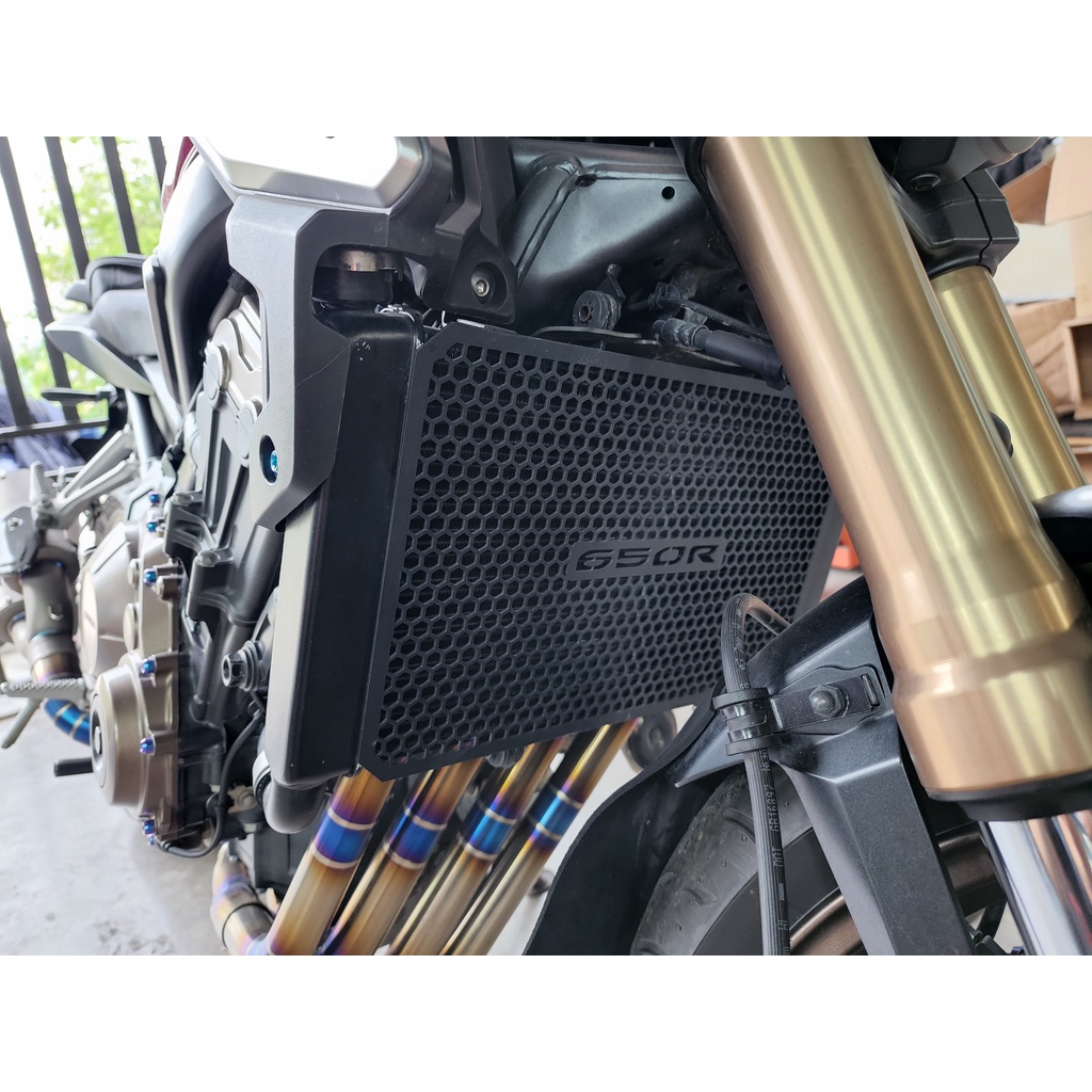 Che két nước HONDA CB650R-CBR650R chính hãng mẫu mới