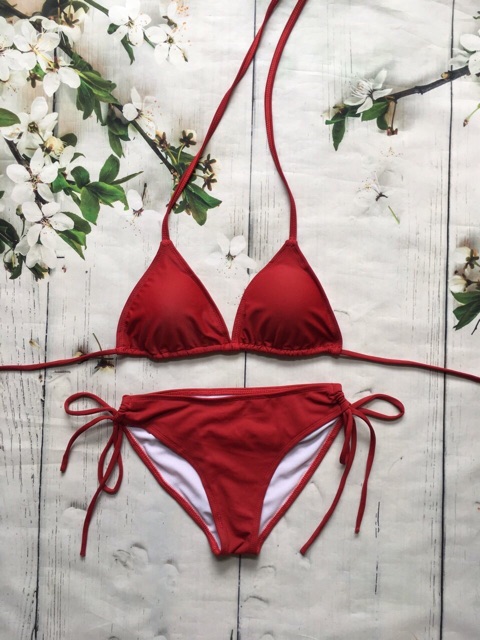 Bikini bộ bơi hai mảnh đen sexy ( kèm hình thật)